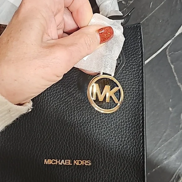 Michael Kors crossbody bag, black, NWT - Picture 2 of 6